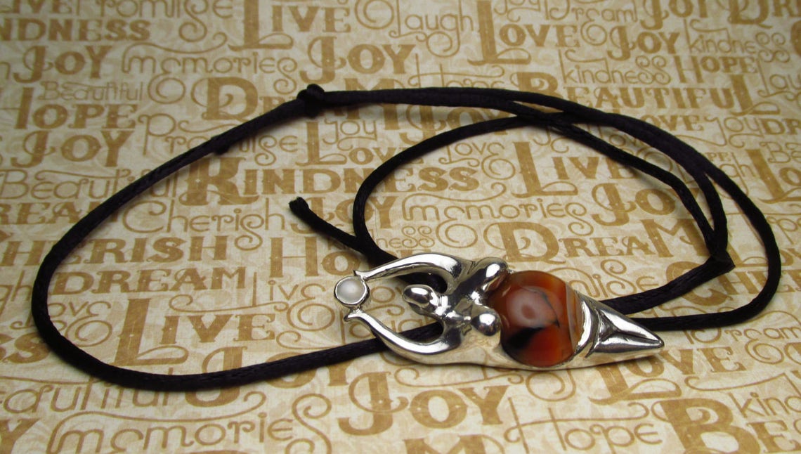 Sterling Silver Earth Goddess Pendant agate