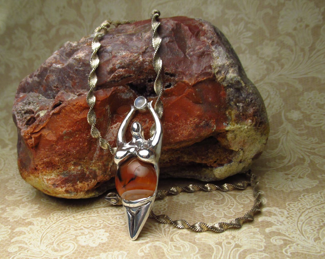 Sterling Silver Earth Goddess Pendant agate